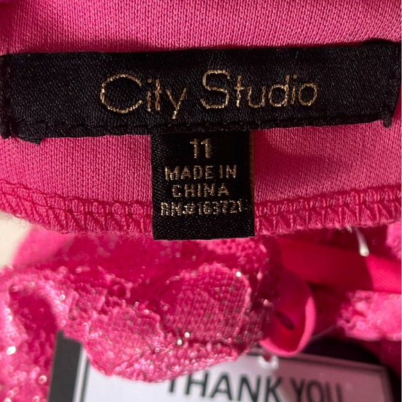 NWT City Studios Fuchsia Sequined Gown Size 11 Juniors - Picture 15 of 15